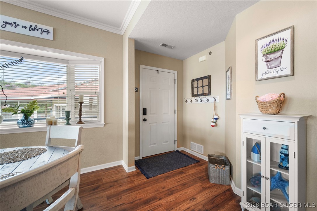 Palisades Condominium - Residential