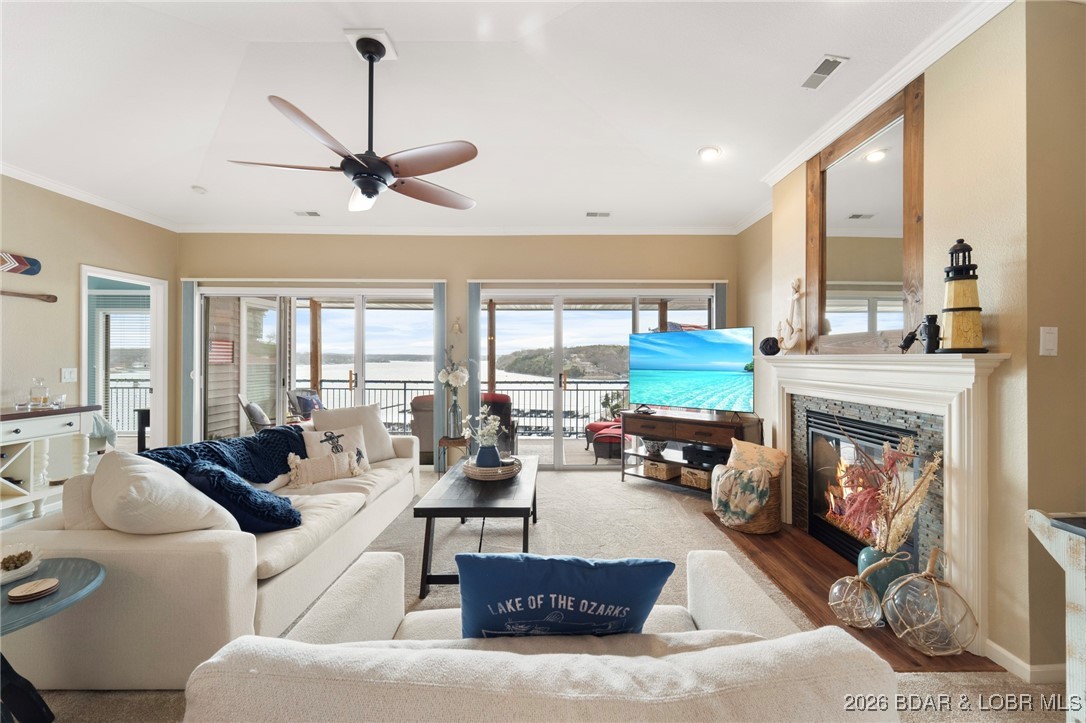 Palisades Condominium - Residential