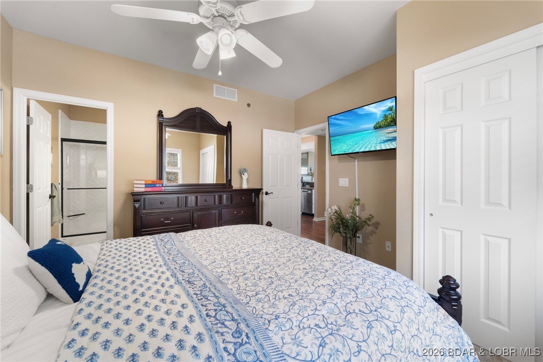 Palisades Condominium - Residential