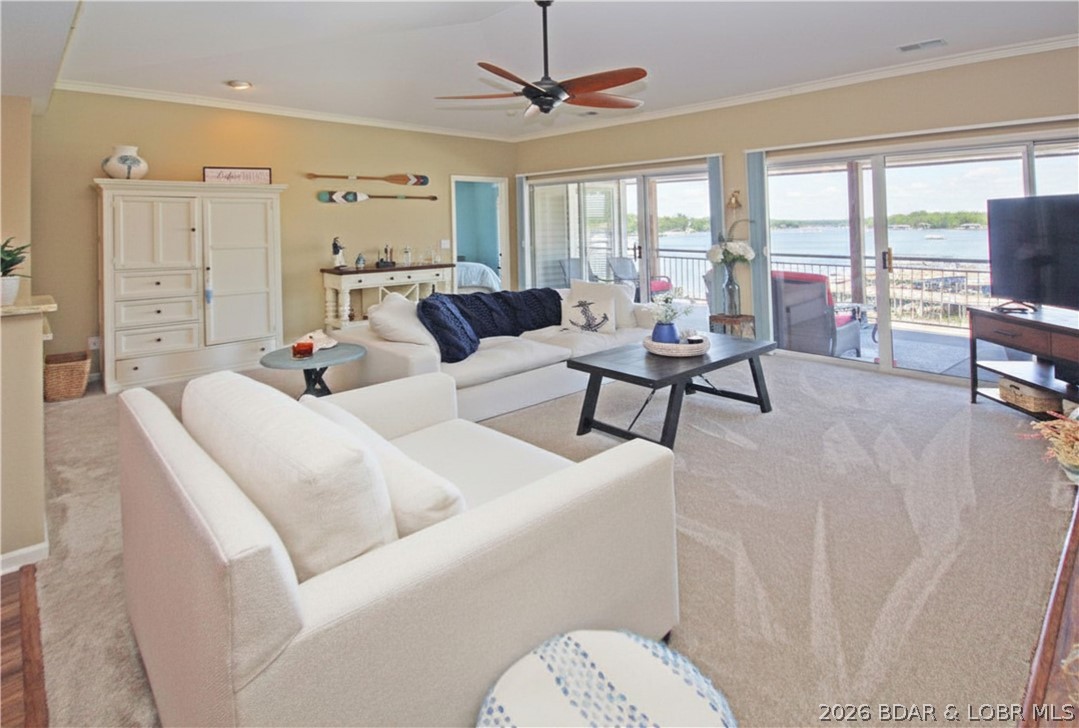 Palisades Condominium - Residential