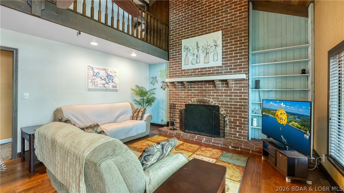 Ozark Oaks - Residential
