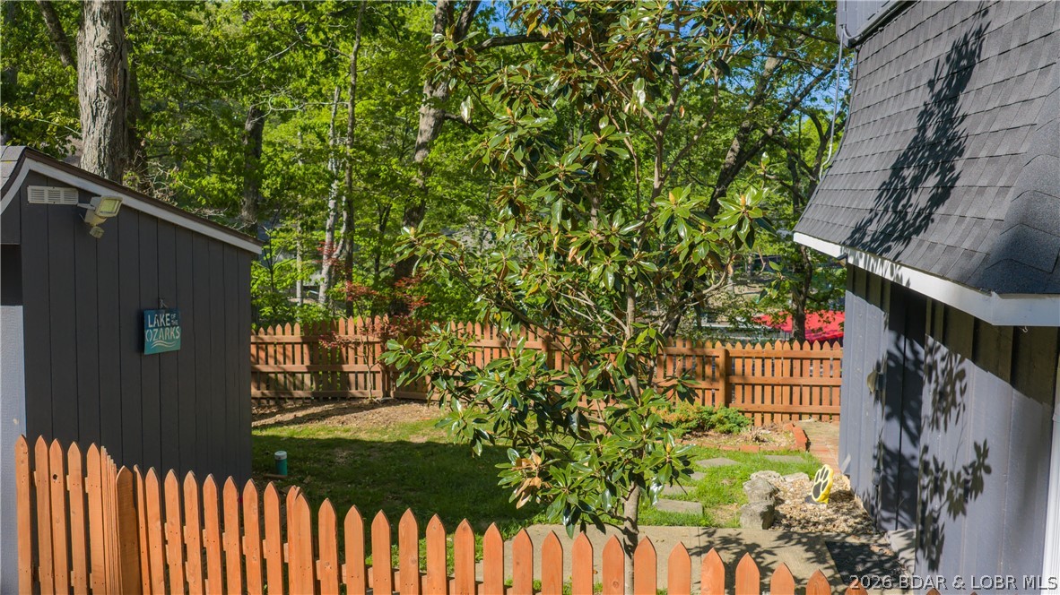 Ozark Oaks - Residential
