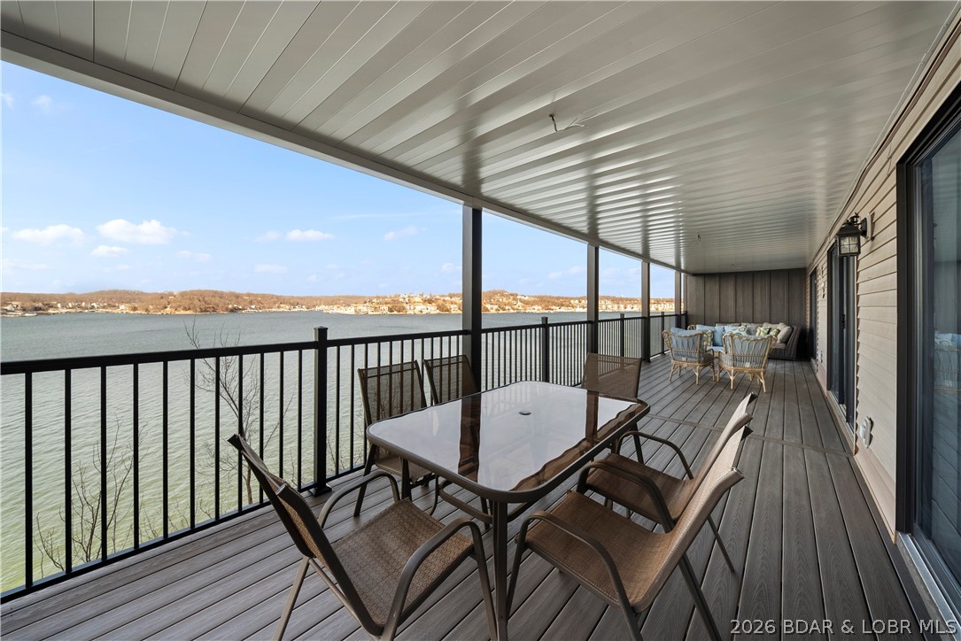 The Falls Condo - Residential