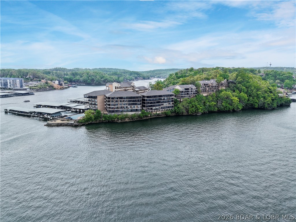 The Falls Condo - Residential