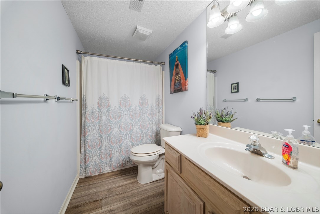 The Falls Condo - Residential