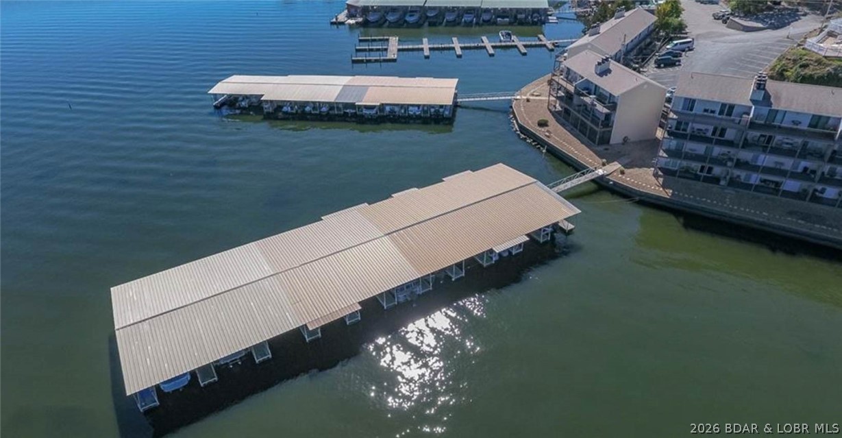 Three Seasons Condominiums - Residential