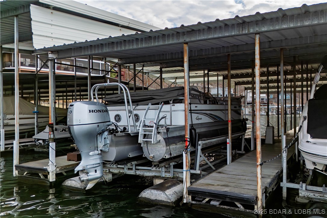 The Falls Condo - Westshore - Residential