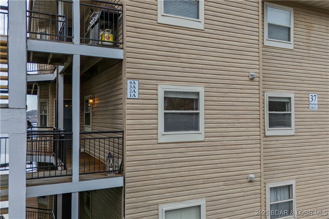 The Falls Condo - Westshore - Residential