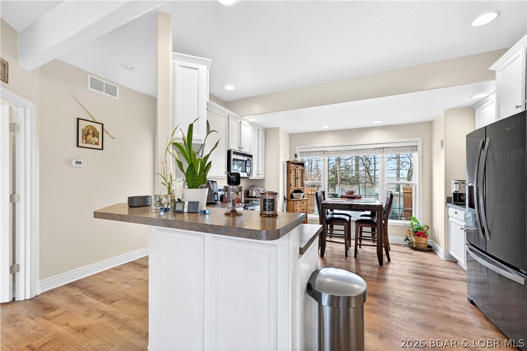 Four Seasons - Residential