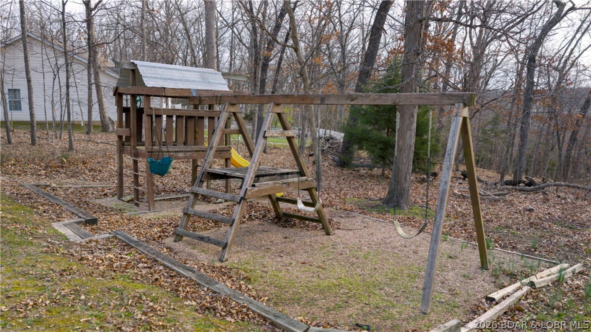 Four Seasons - Residential