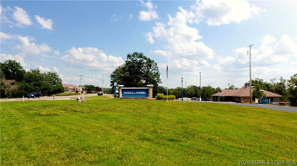 Four Seasons - Residential