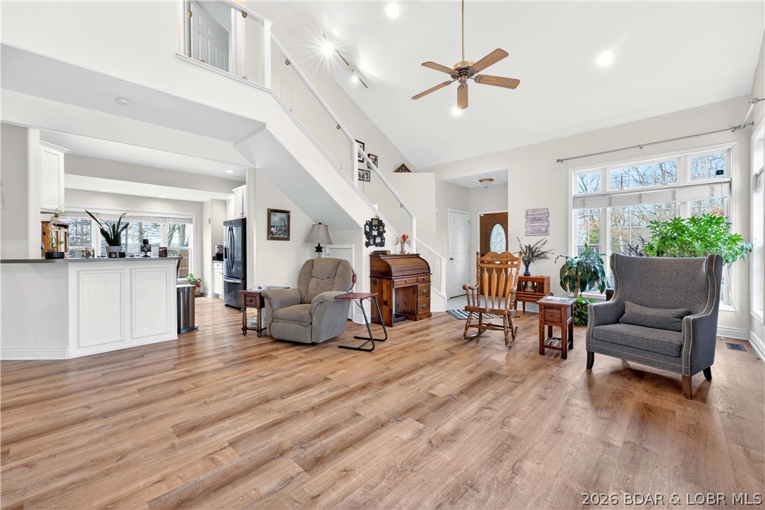 Four Seasons - Residential