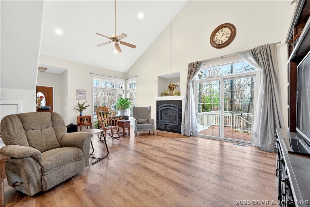 Four Seasons - Residential