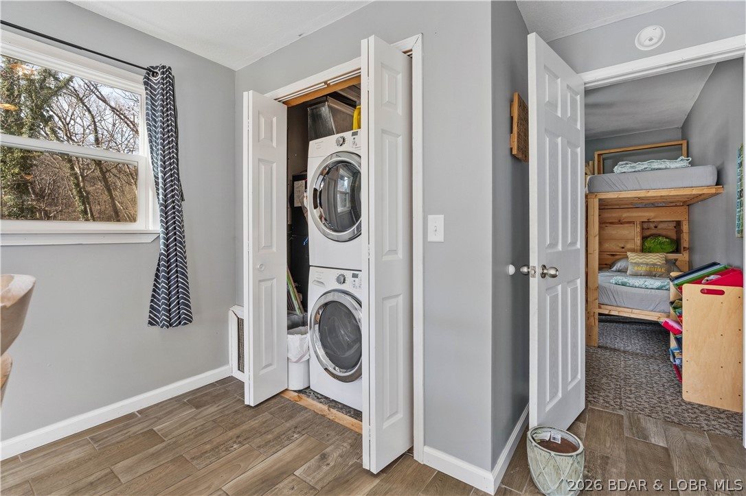 Lake View - Residential