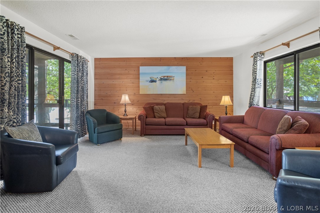 Lone Oak Point - Residential