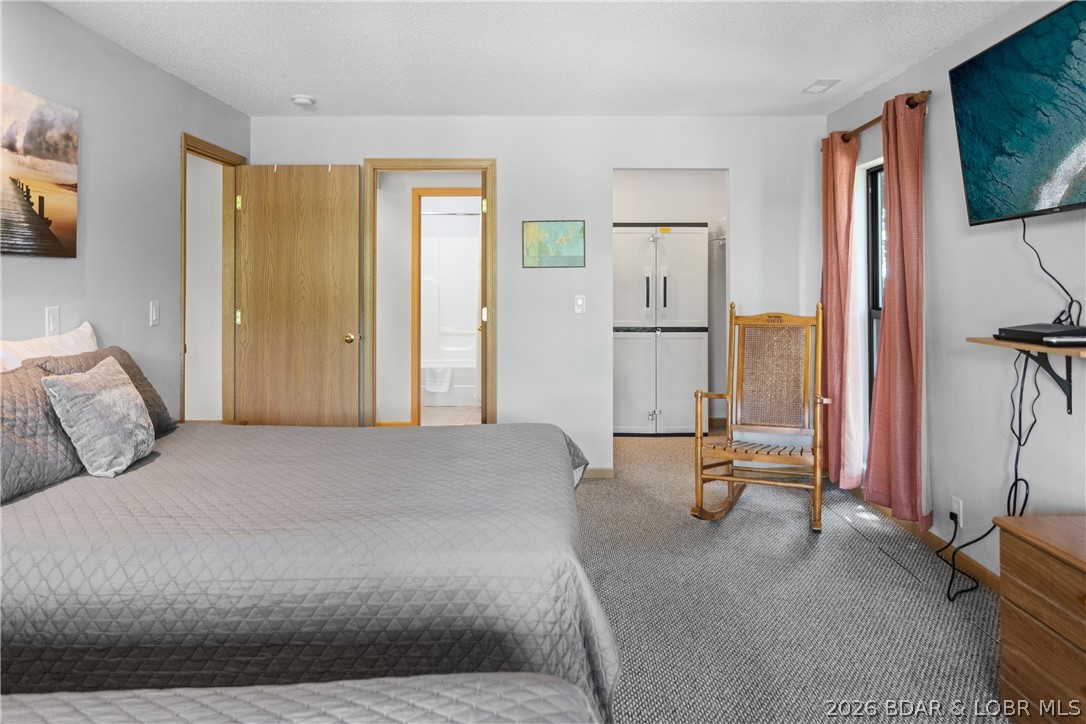 Lone Oak Point - Residential