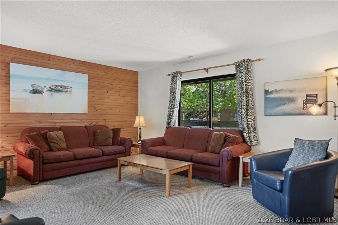 Lone Oak Point - Residential