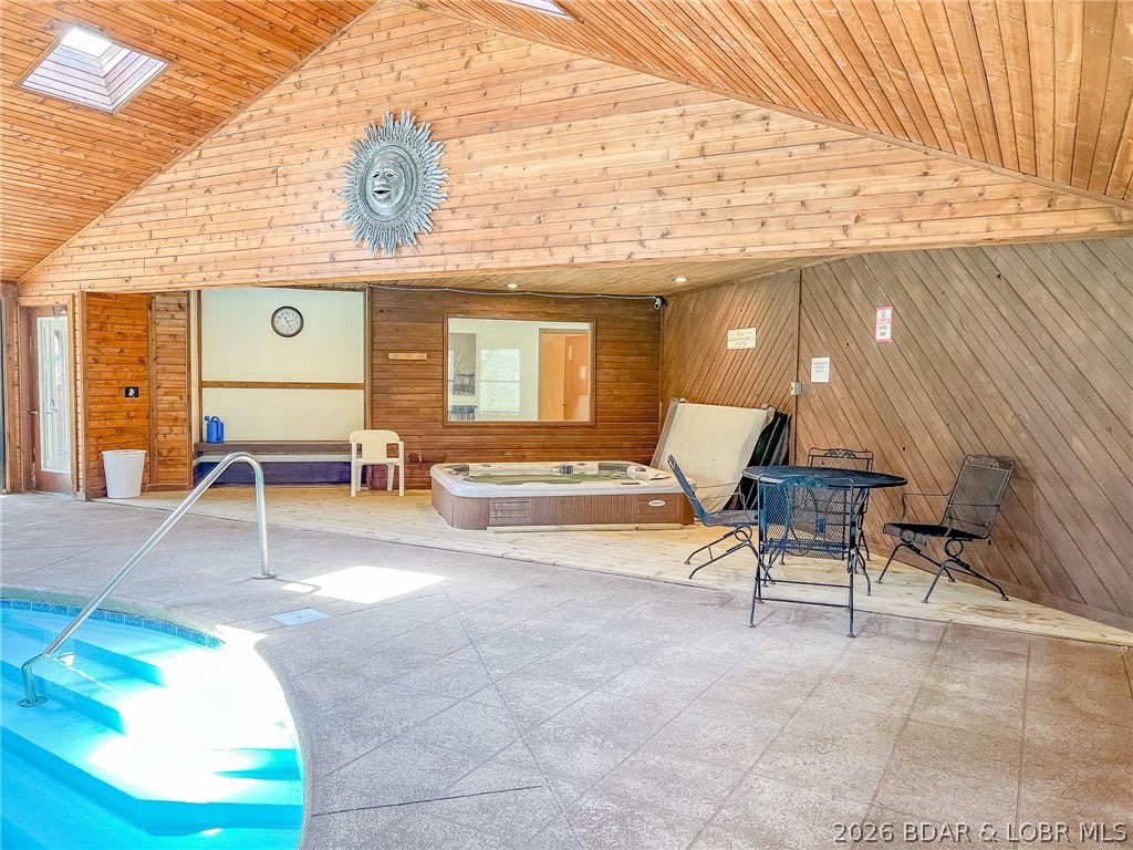 Lone Oak Point - Residential