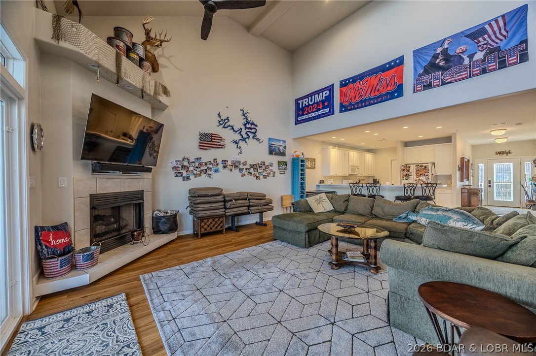 Stoneledge Condominium - Residential