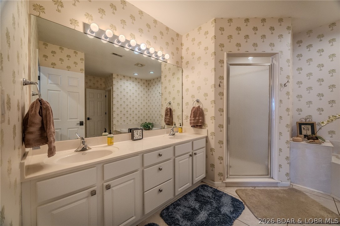 Stoneledge Condominium - Residential