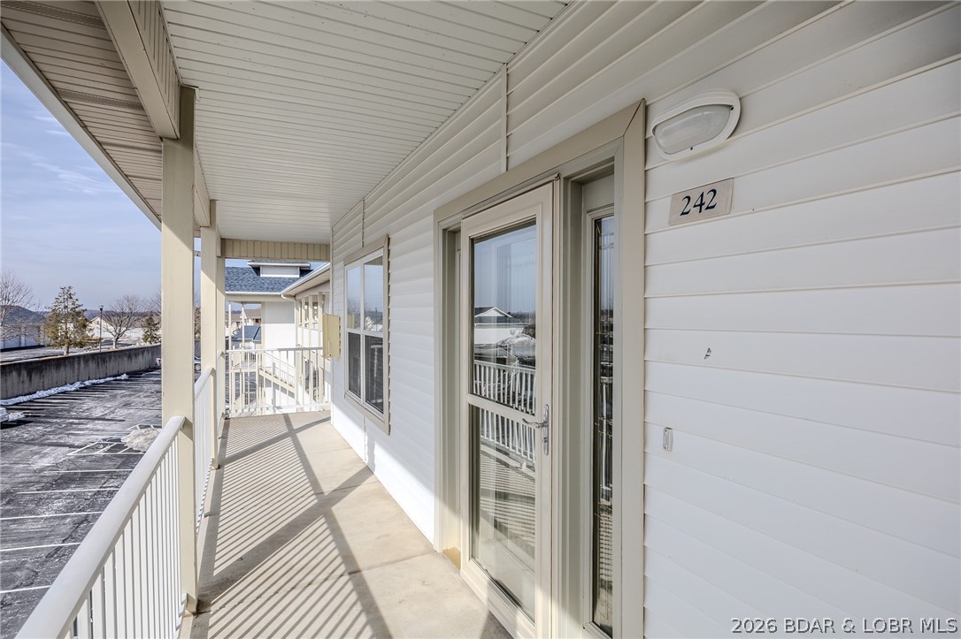 Stoneledge Condominium - Residential