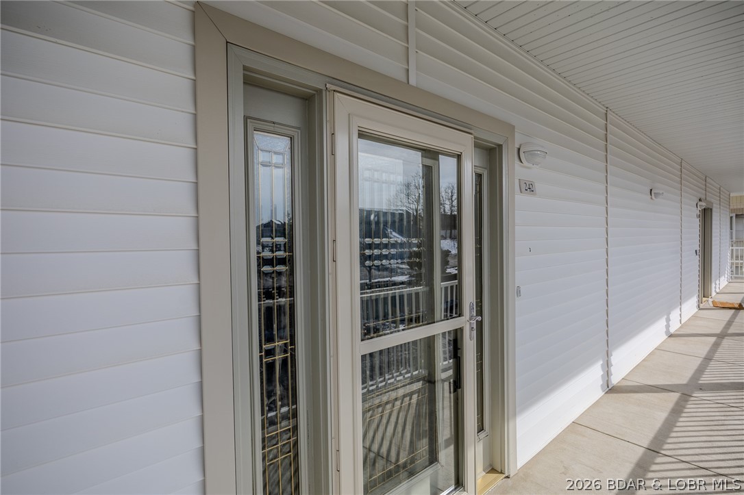 Stoneledge Condominium - Residential