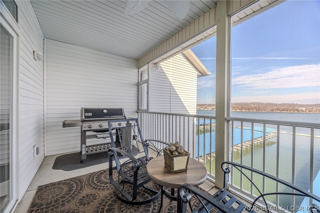 Stoneledge Condominium - Residential