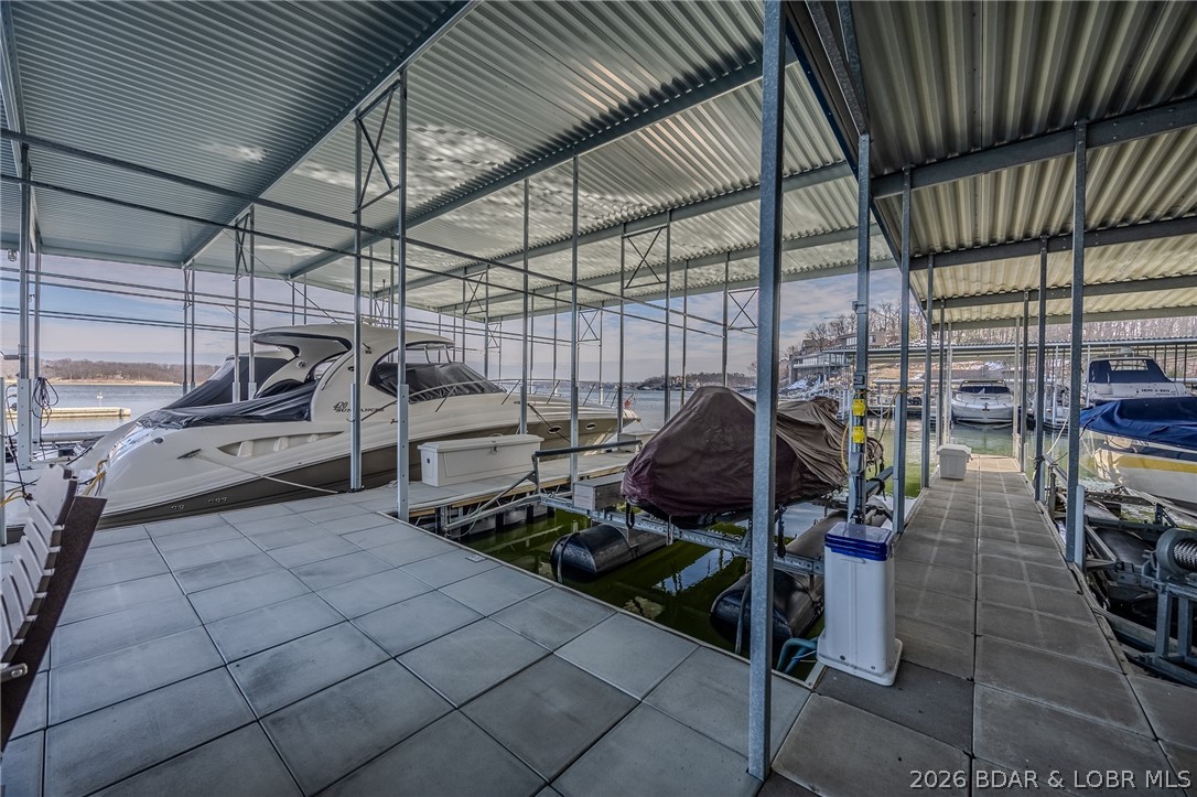 Stoneledge Condominium - Residential