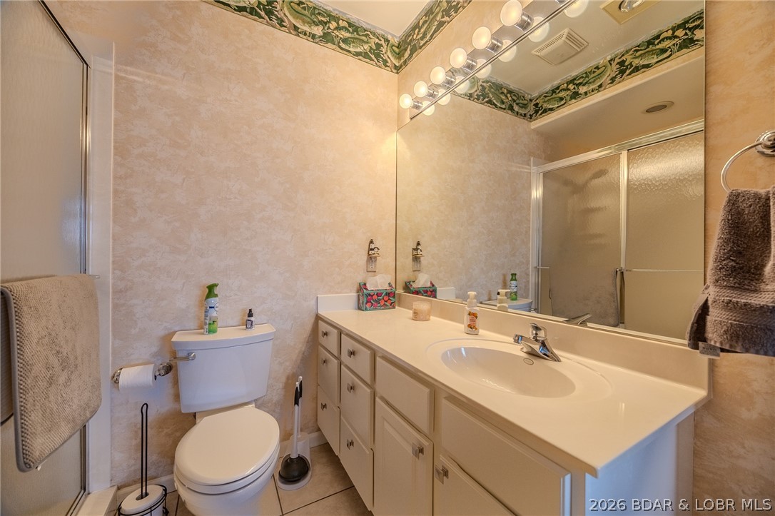 Stoneledge Condominium - Residential