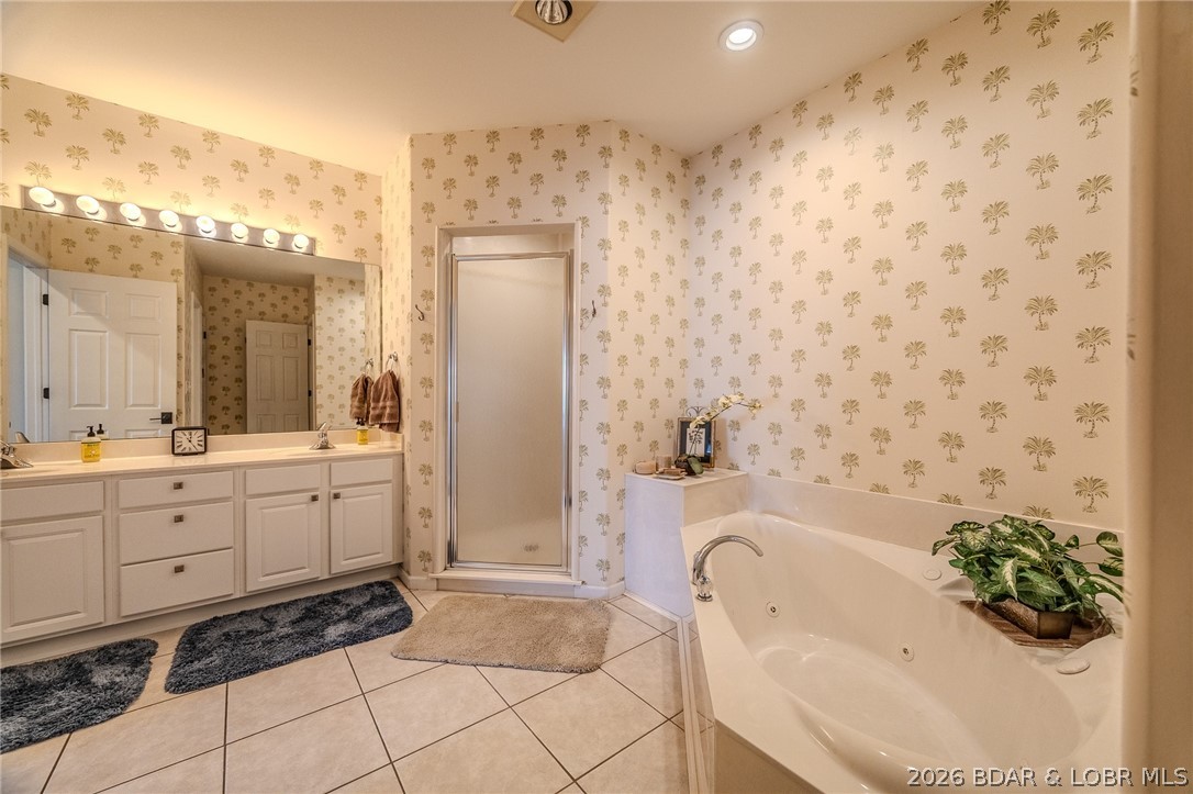 Stoneledge Condominium - Residential