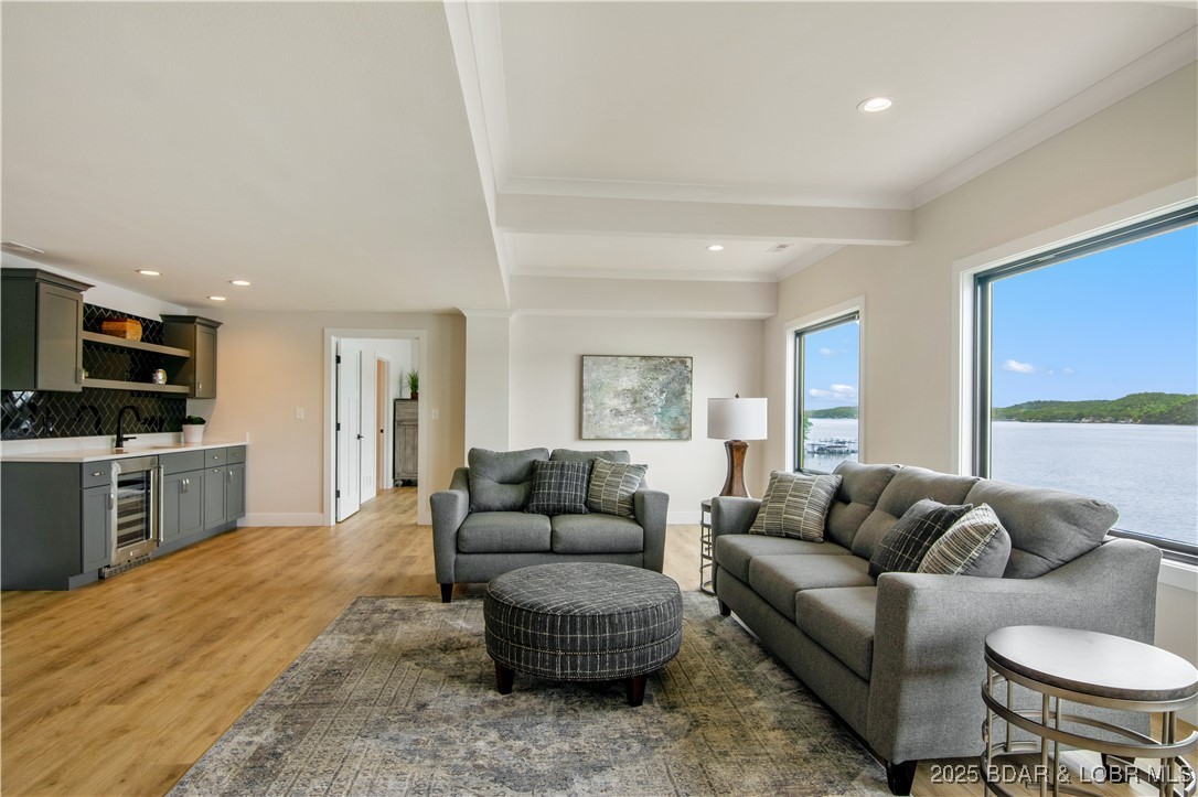 Camdenton, Missouri 65020, United States, 4 Bedrooms Bedrooms, ,4 BathroomsBathrooms,Residential,Active,81815