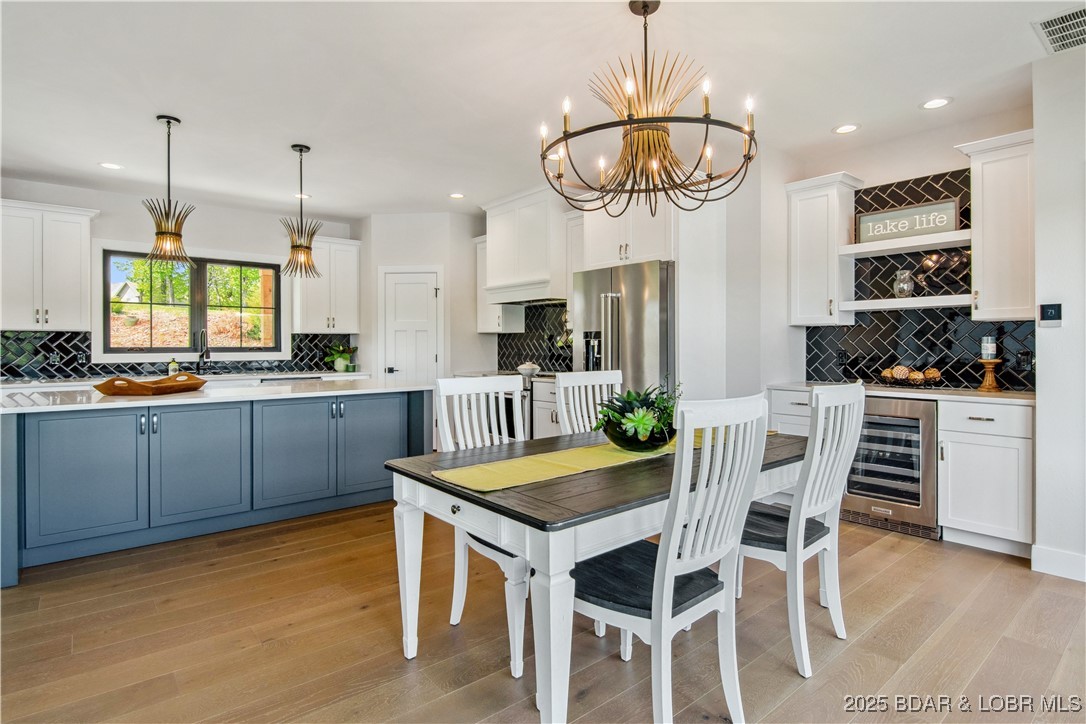 Camdenton, Missouri 65020, United States, 4 Bedrooms Bedrooms, ,4 BathroomsBathrooms,Residential,Active,81815