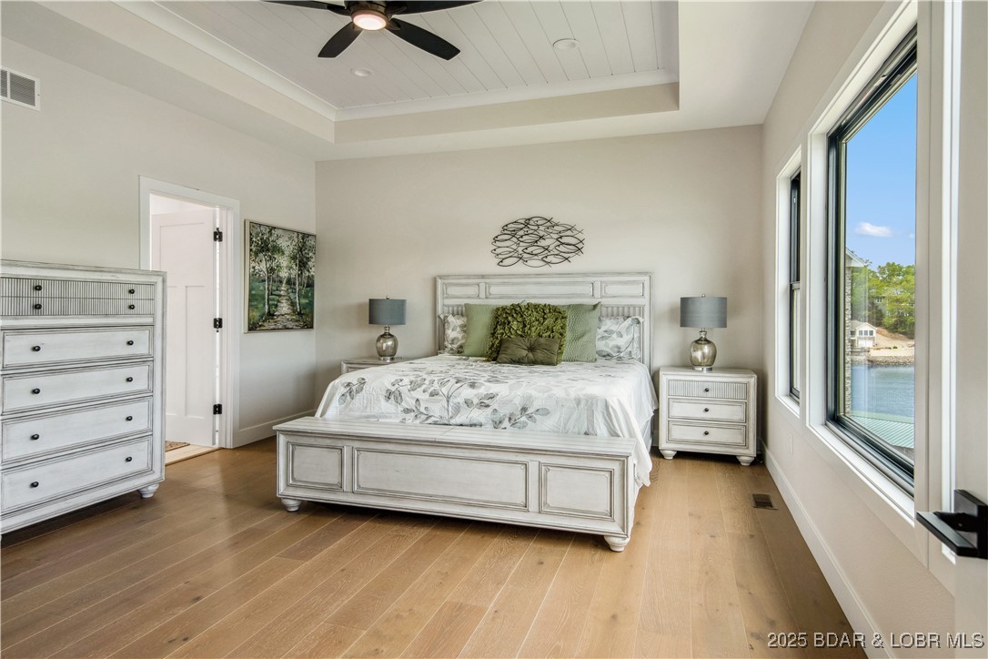 Camdenton, Missouri 65020, United States, 4 Bedrooms Bedrooms, ,4 BathroomsBathrooms,Residential,Active,81815