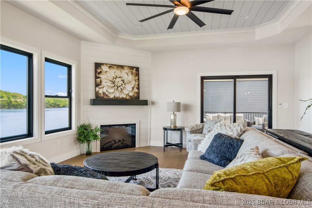 Camdenton, Missouri 65020, United States, 4 Bedrooms Bedrooms, ,4 BathroomsBathrooms,Residential,Active,81815