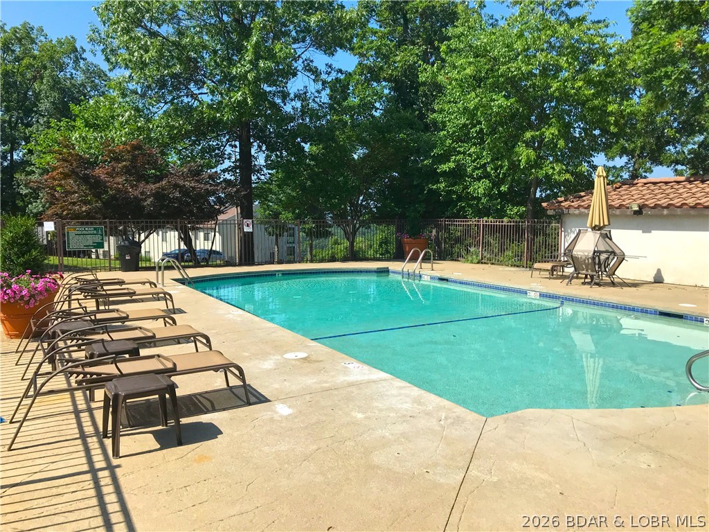 Four Seasons Racqt-Cntry Club - Residential