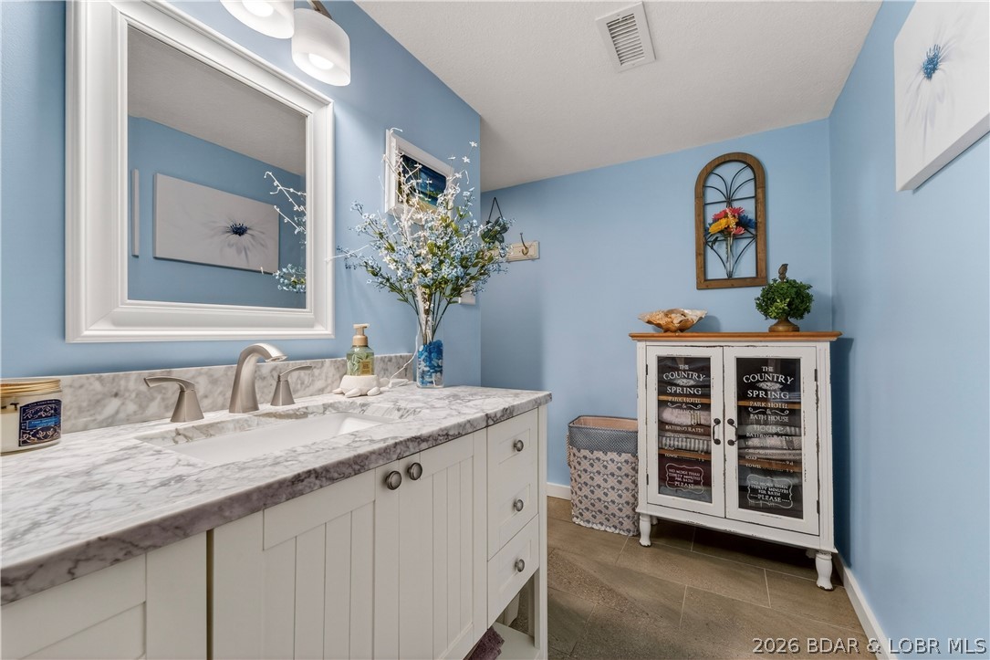 Four Seasons Racqt-Cntry Club - Residential