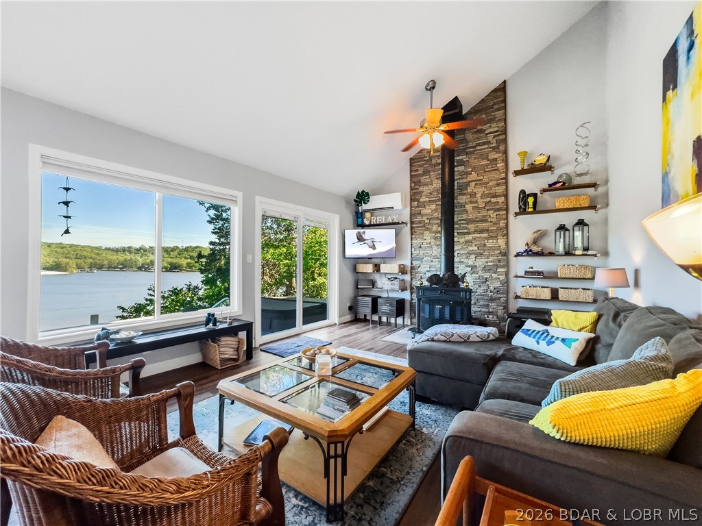 El Tampa Acres - Residential