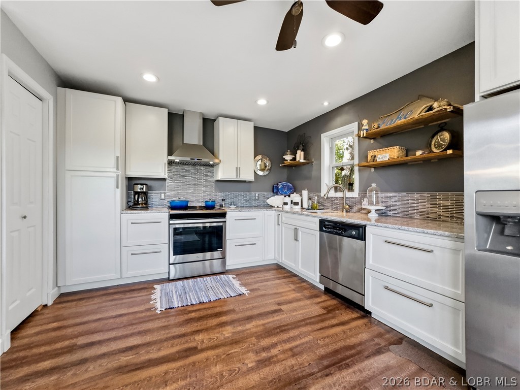 El Tampa Acres - Residential