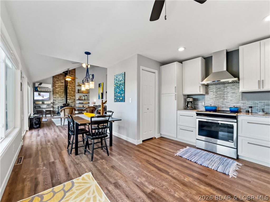 El Tampa Acres - Residential