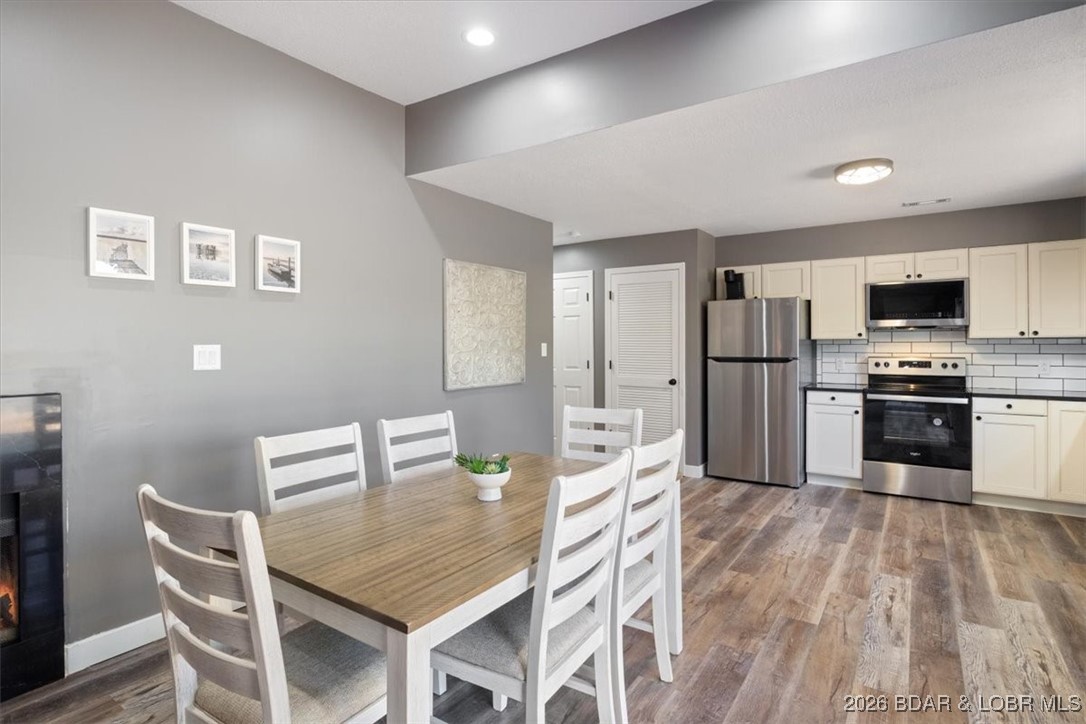 Four Seasons Racqt-Cntry Club - Residential