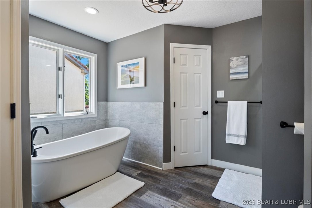 Four Seasons Racqt-Cntry Club - Residential