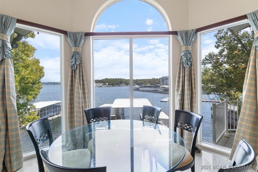 Osage Beach, Missouri 65065, United States, 4 Bedrooms Bedrooms, ,4 BathroomsBathrooms,Residential,Active,106987