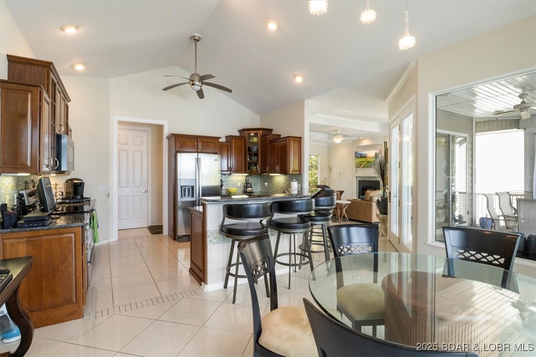 Osage Beach, Missouri 65065, United States, 4 Bedrooms Bedrooms, ,4 BathroomsBathrooms,Residential,Active,106987