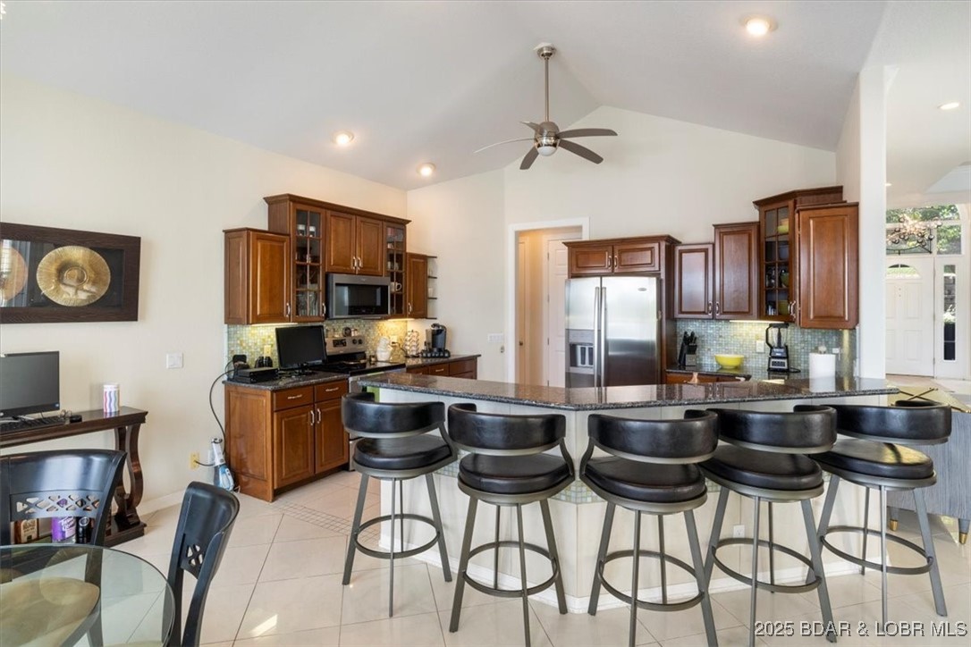 Osage Beach, Missouri 65065, United States, 4 Bedrooms Bedrooms, ,4 BathroomsBathrooms,Residential,Active,106987