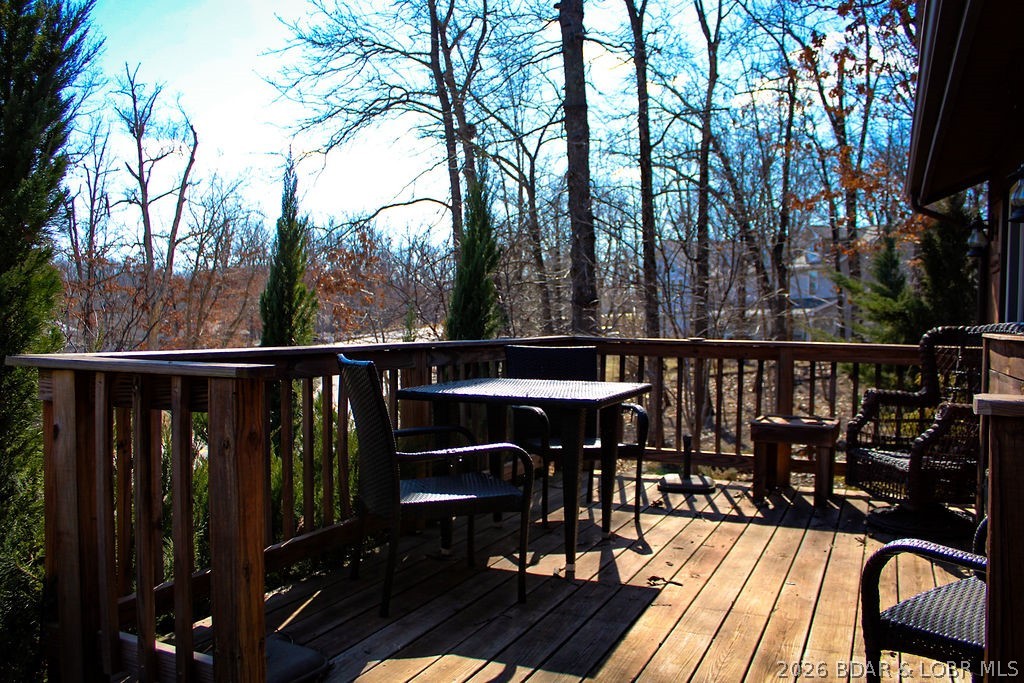 Four Seasons - Residential