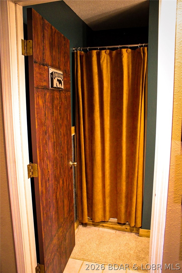 Four Seasons - Residential