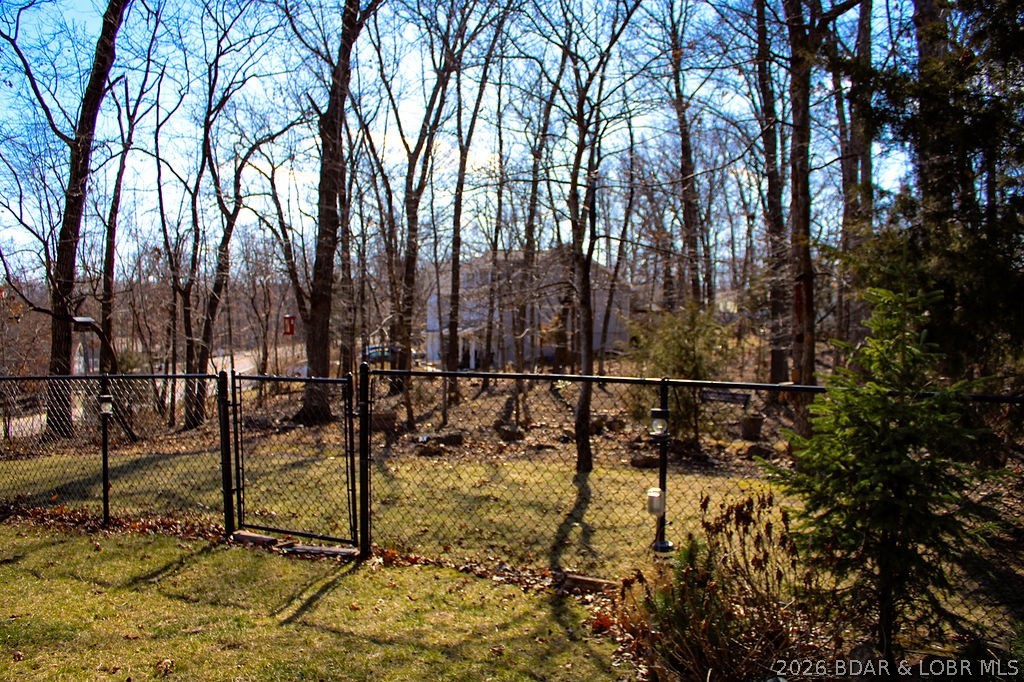 Four Seasons - Residential