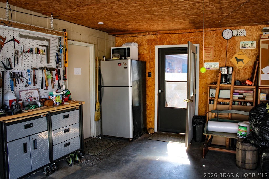 Four Seasons - Residential