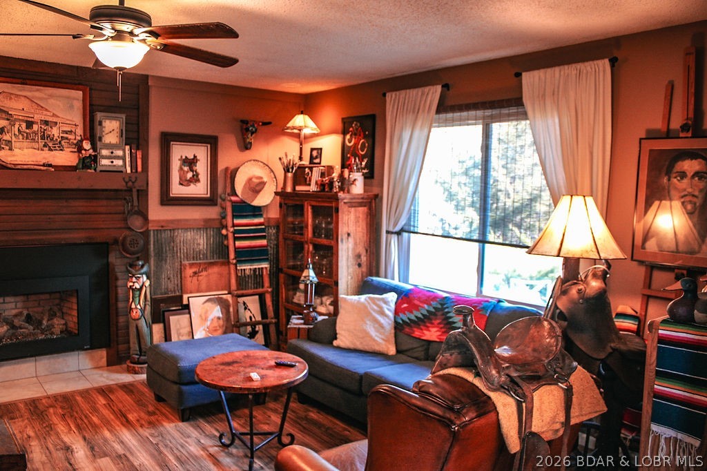 Four Seasons - Residential