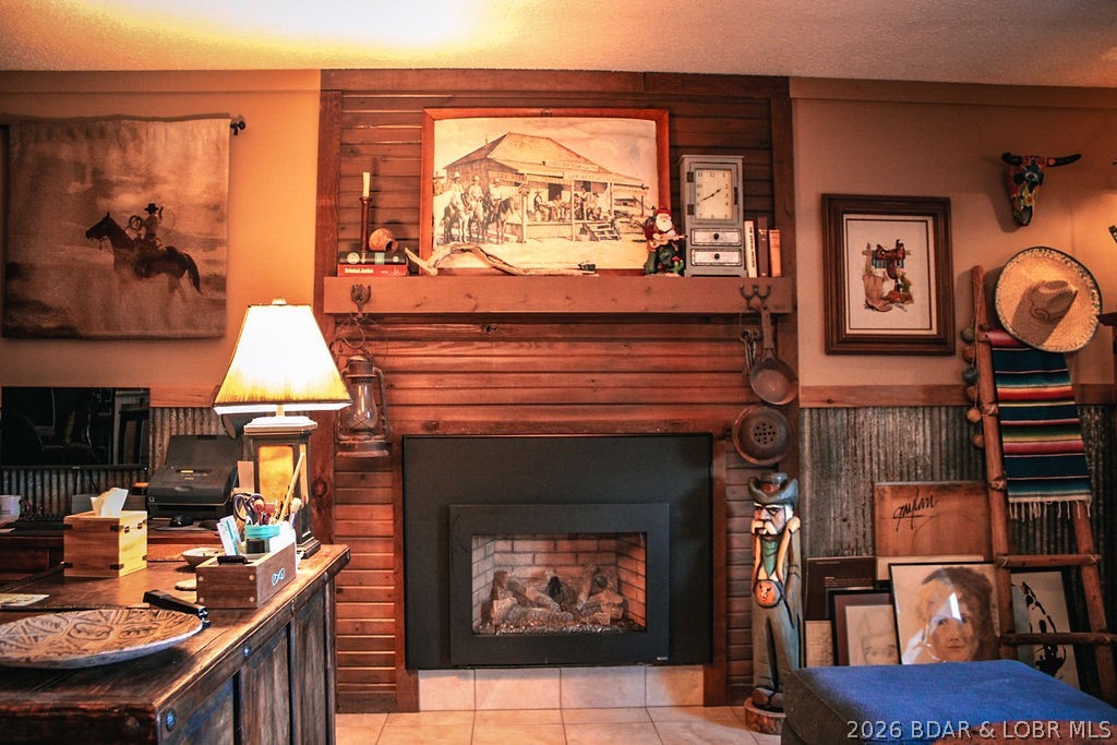 Four Seasons - Residential